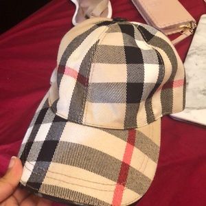 Burberry hat